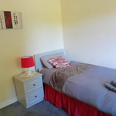 بيت للعطل Luxurious Meath Retreat With 5 Bedrooms *