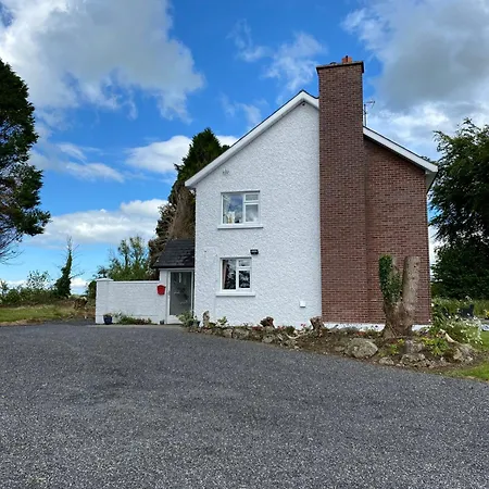 بيت للعطل Luxurious Meath Retreat With 5 Bedrooms
